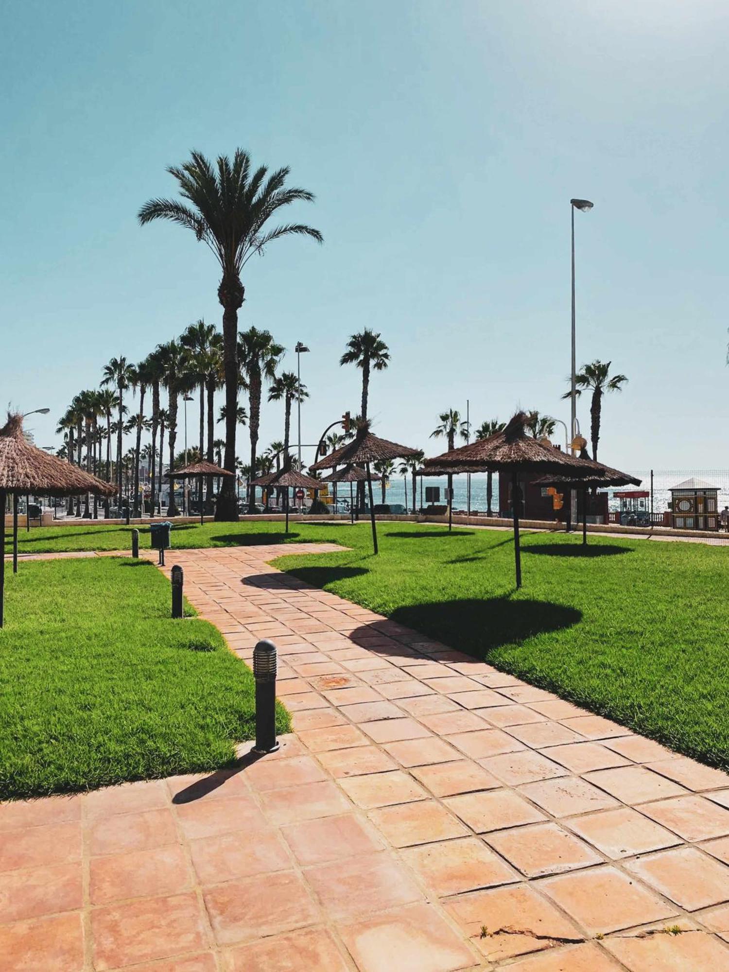 Precioso Apartamento En Primera Linea De Playa 贝纳尔马德纳 外观 照片