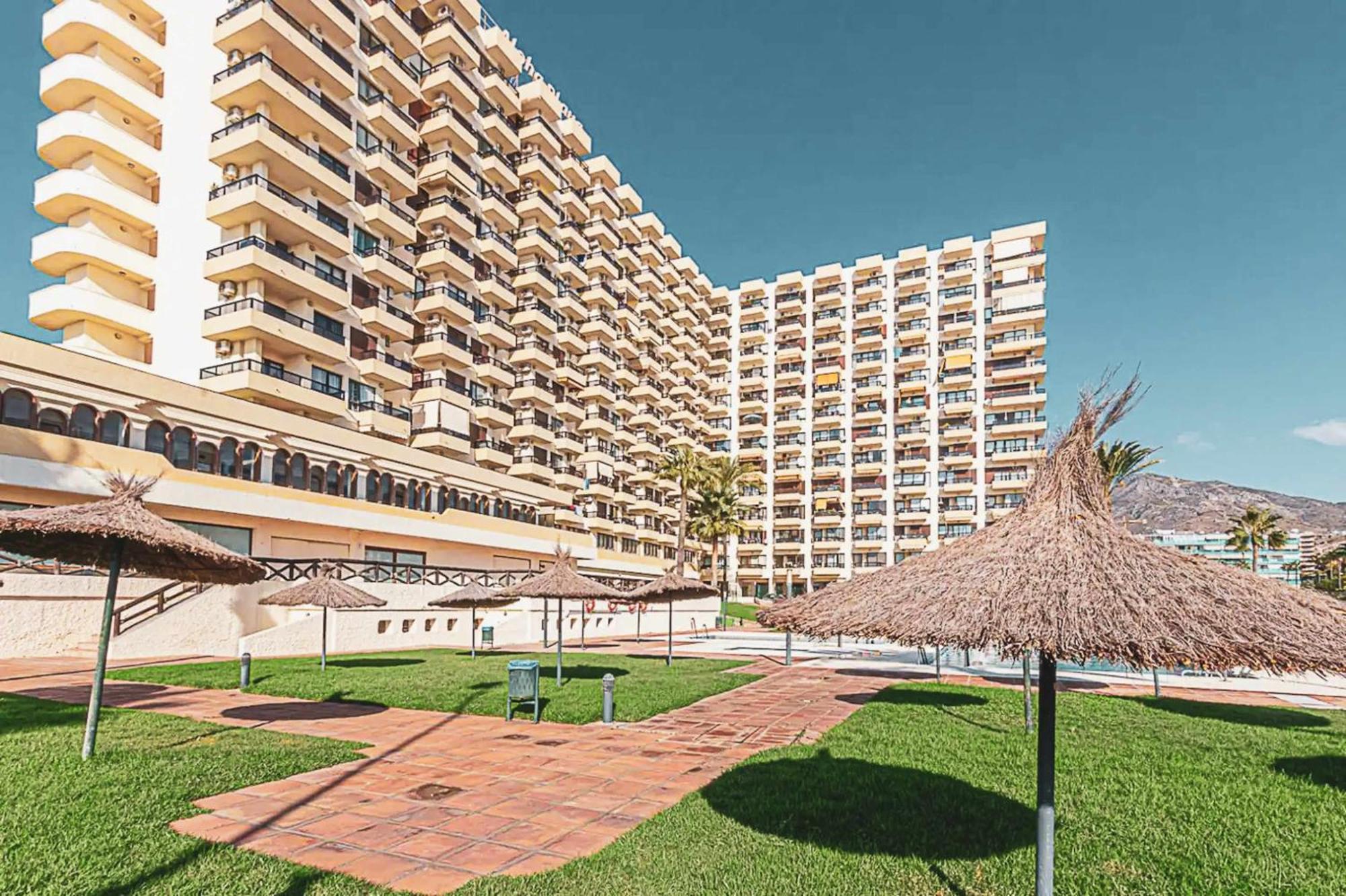 Precioso Apartamento En Primera Linea De Playa 贝纳尔马德纳 外观 照片